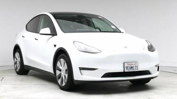 TESLA MODEL Y 2023 7SAYGDEEXPA035084 image